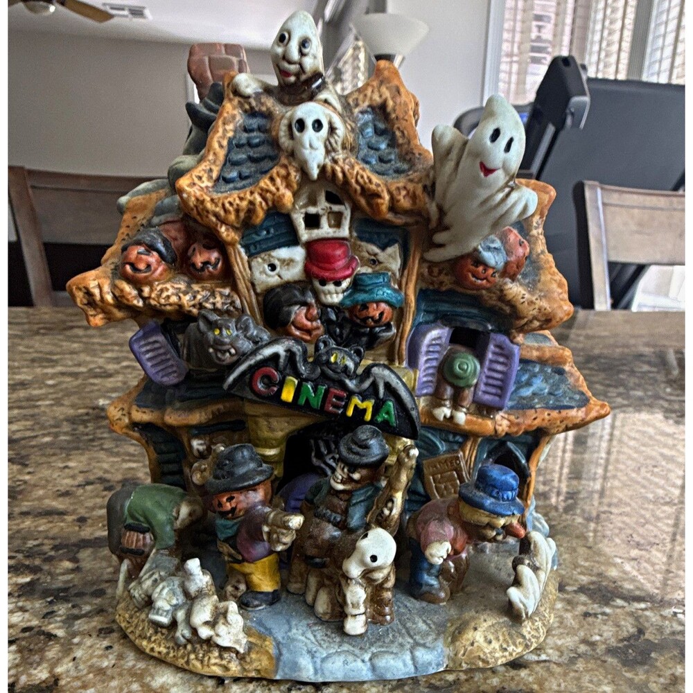 Halloween Haunted House Village Decor, Painted Ceramic 3D Effect Ghost